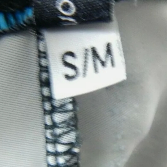 Onzie Tropical Mixed Print Capri Leggings - Picture 2 of 5